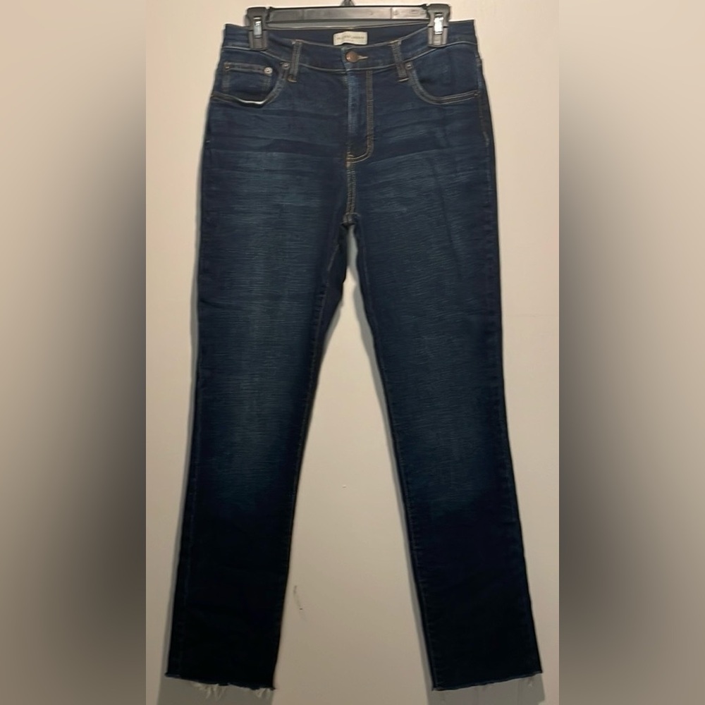 Oliver Logan- “Crosby” Relaxed Taper Slow Denim Dark Wash Raw Hem Jeans- Size 26